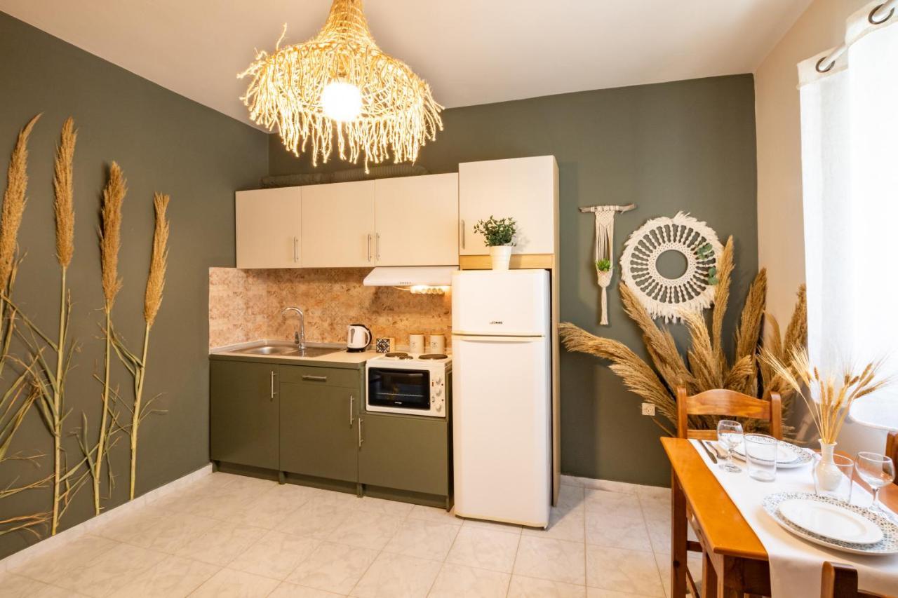 Gorgona Apartment Карпатос Екстериор снимка